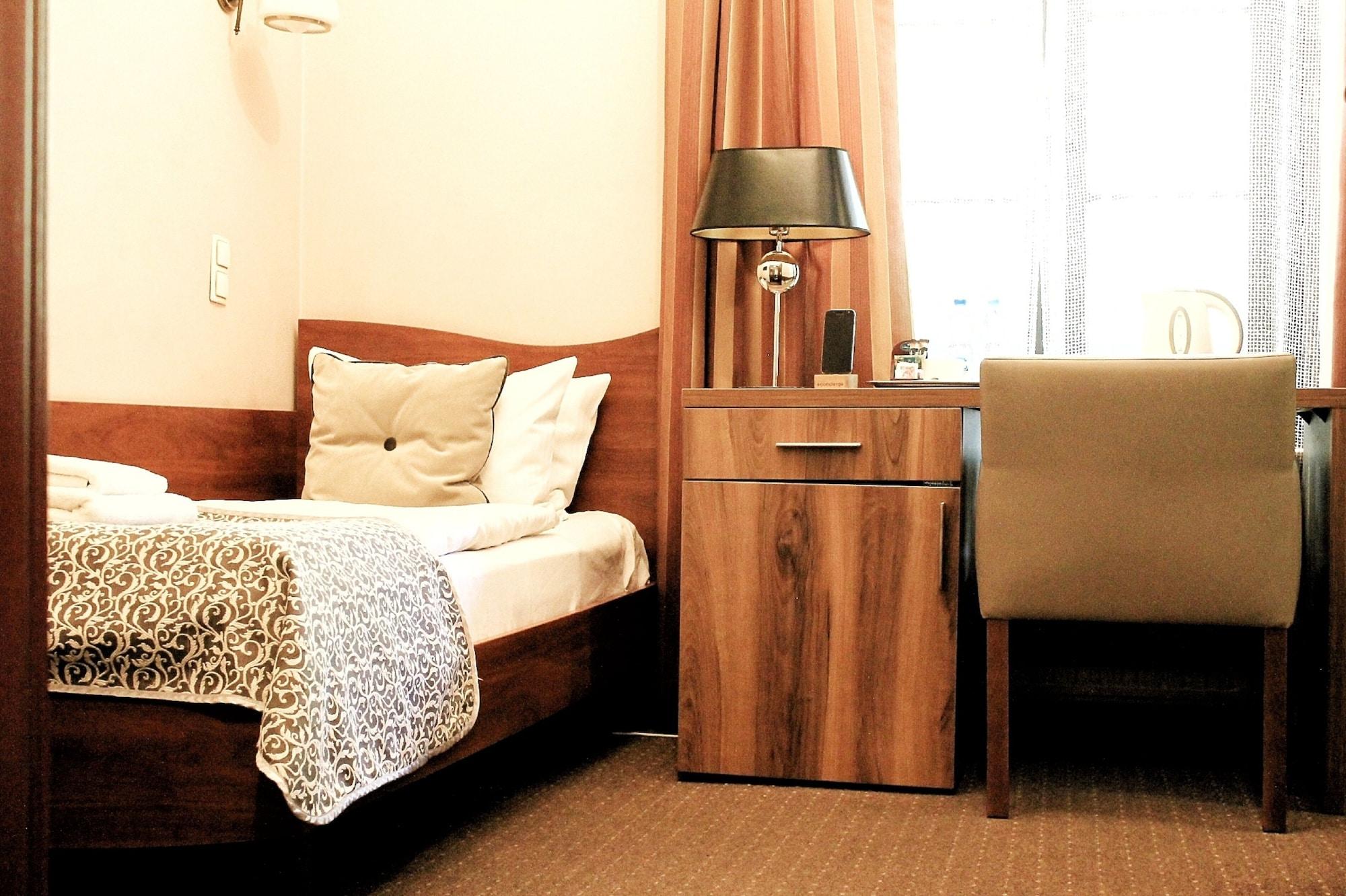 Nobilton Hotel Cracovia Exterior foto