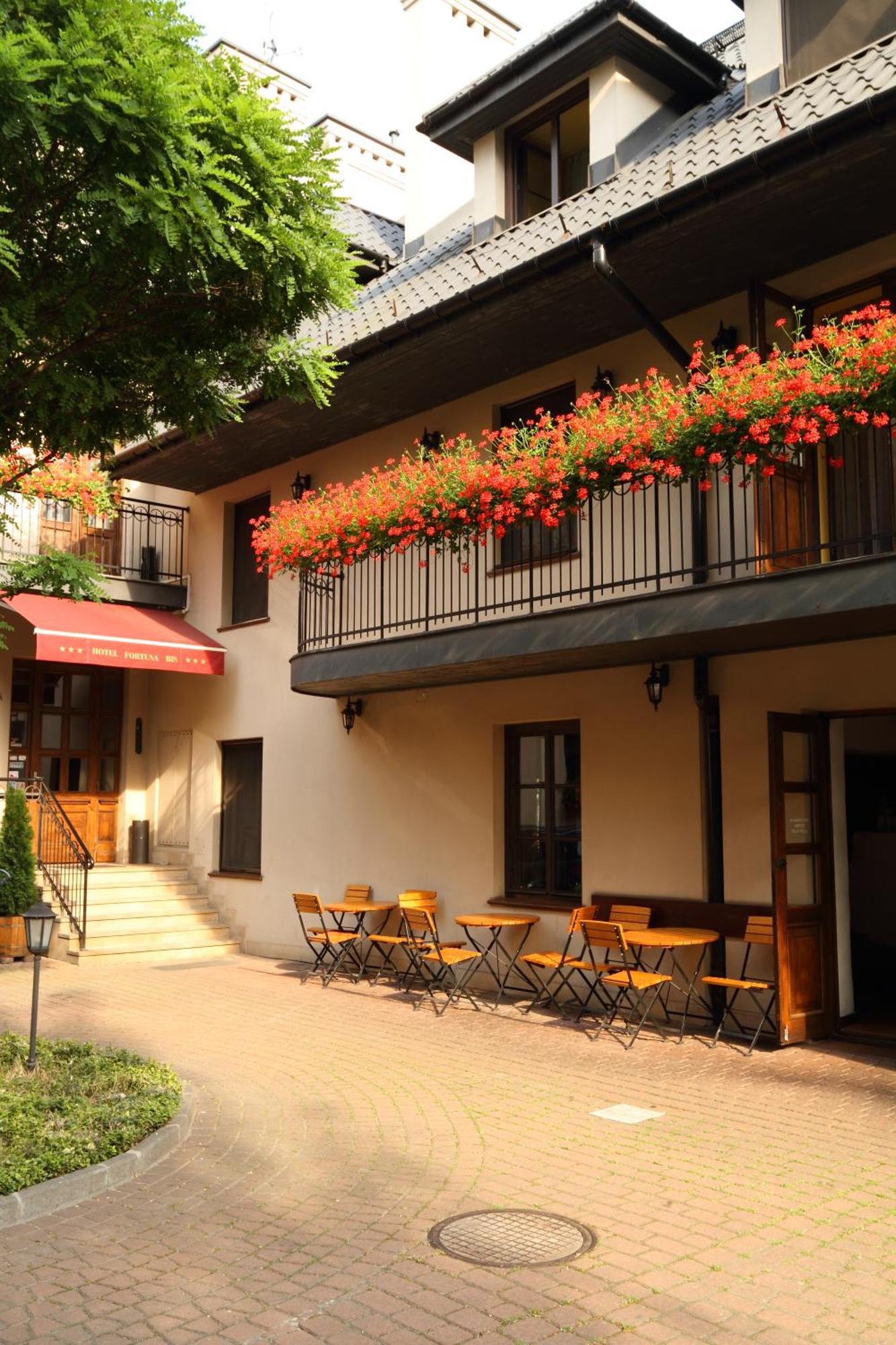 Nobilton Hotel Cracovia Exterior foto
