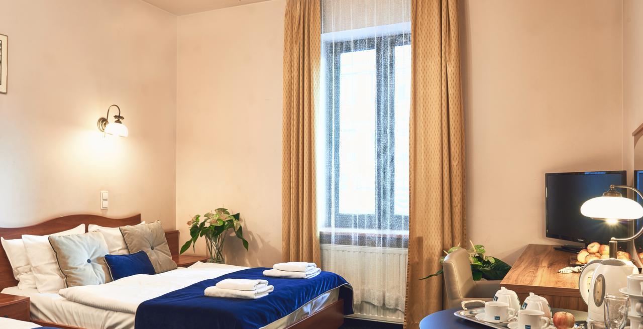 Nobilton Hotel Cracovia Exterior foto