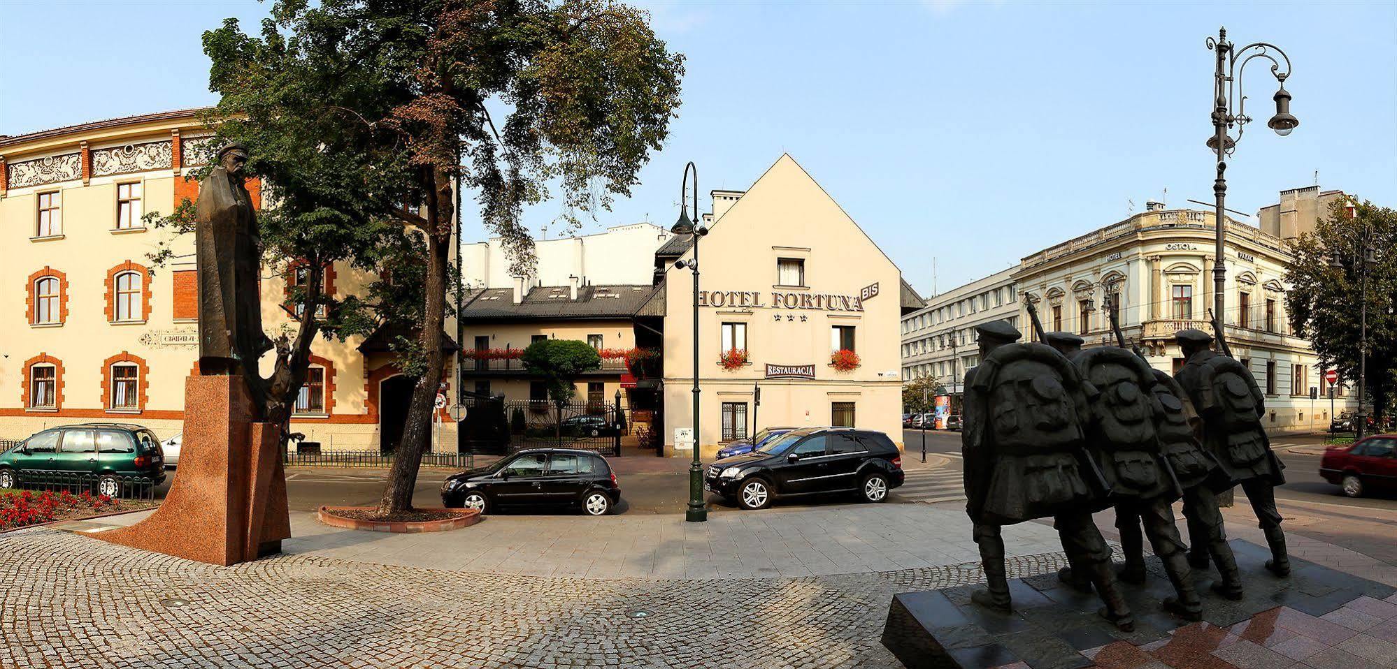 Nobilton Hotel Cracovia Exterior foto